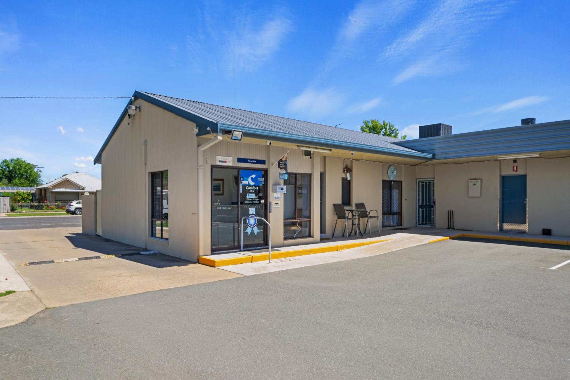 Comfort Inn Benalla Bagian luar foto