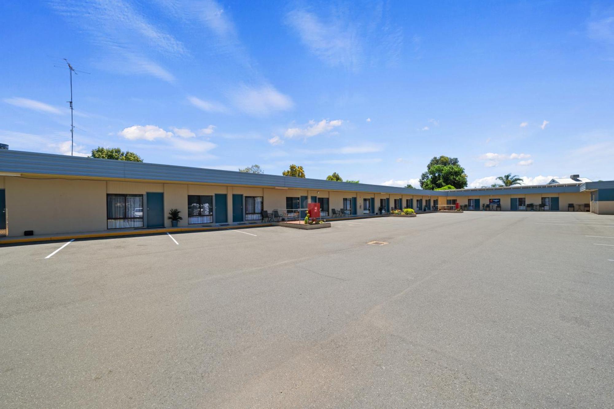 Comfort Inn Benalla Bagian luar foto